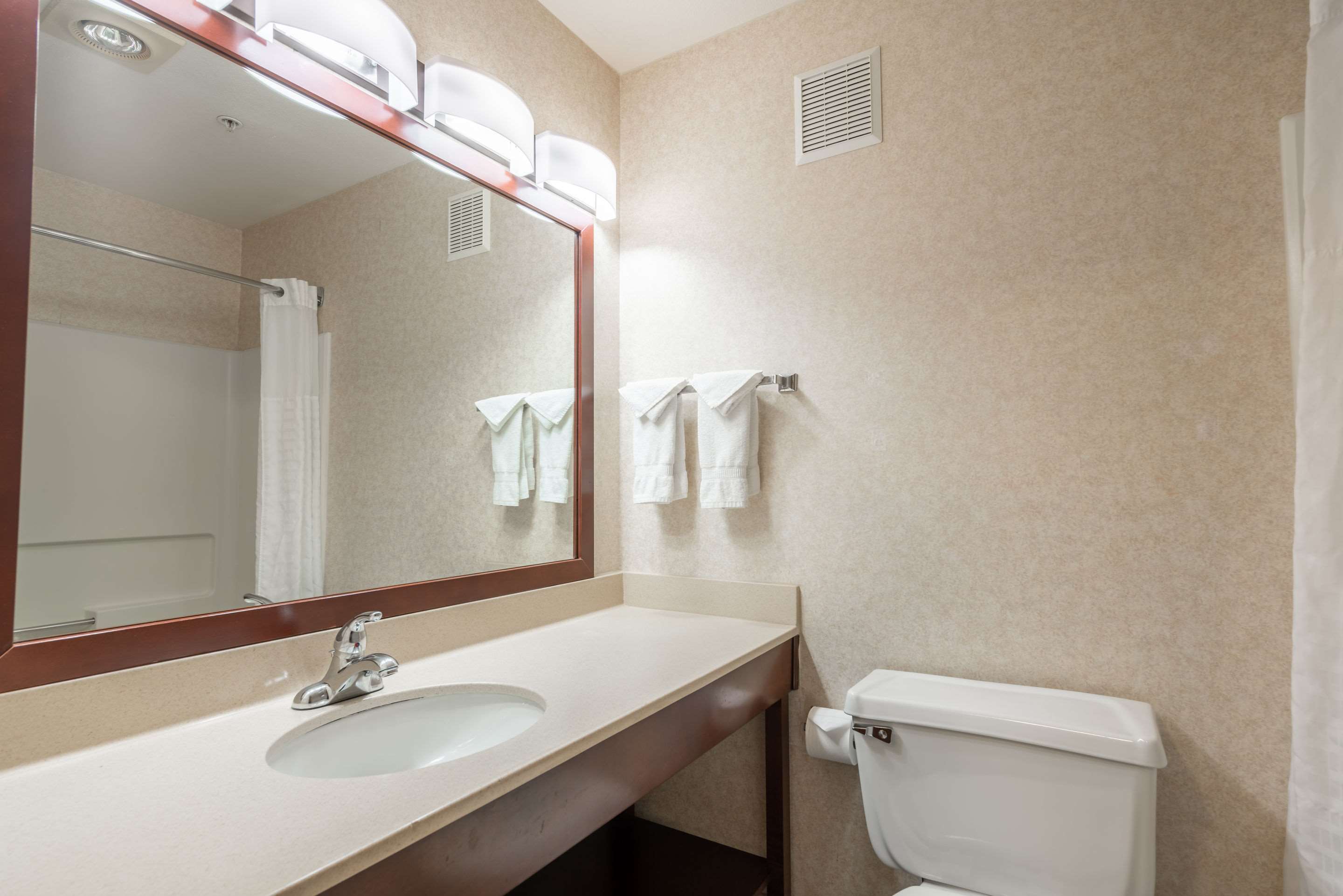 Comfort Inn Kennewick Richland Photo