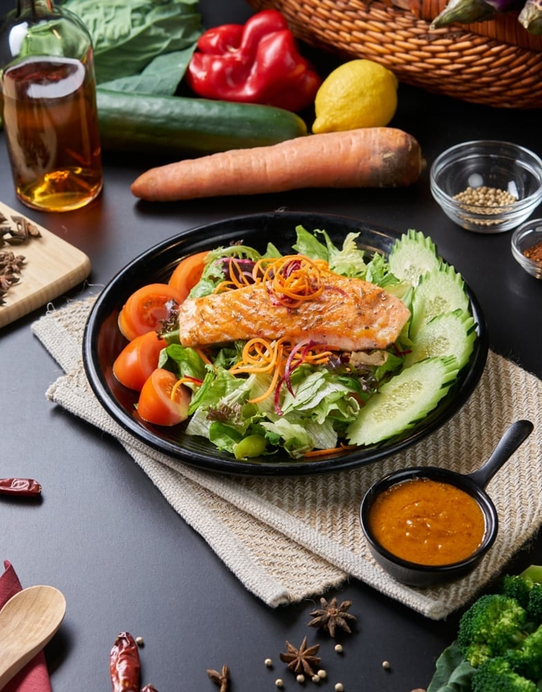 Grilled Salmon Salad