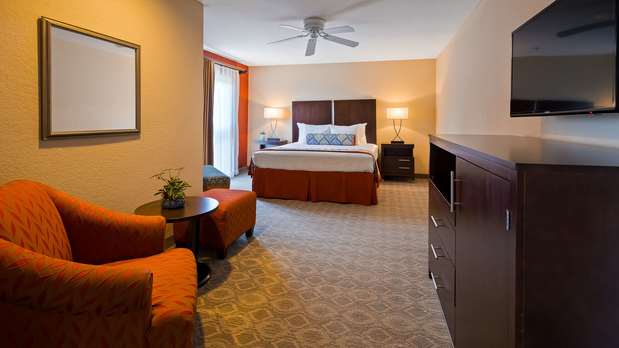 Images Best Western Plus Monterey Inn