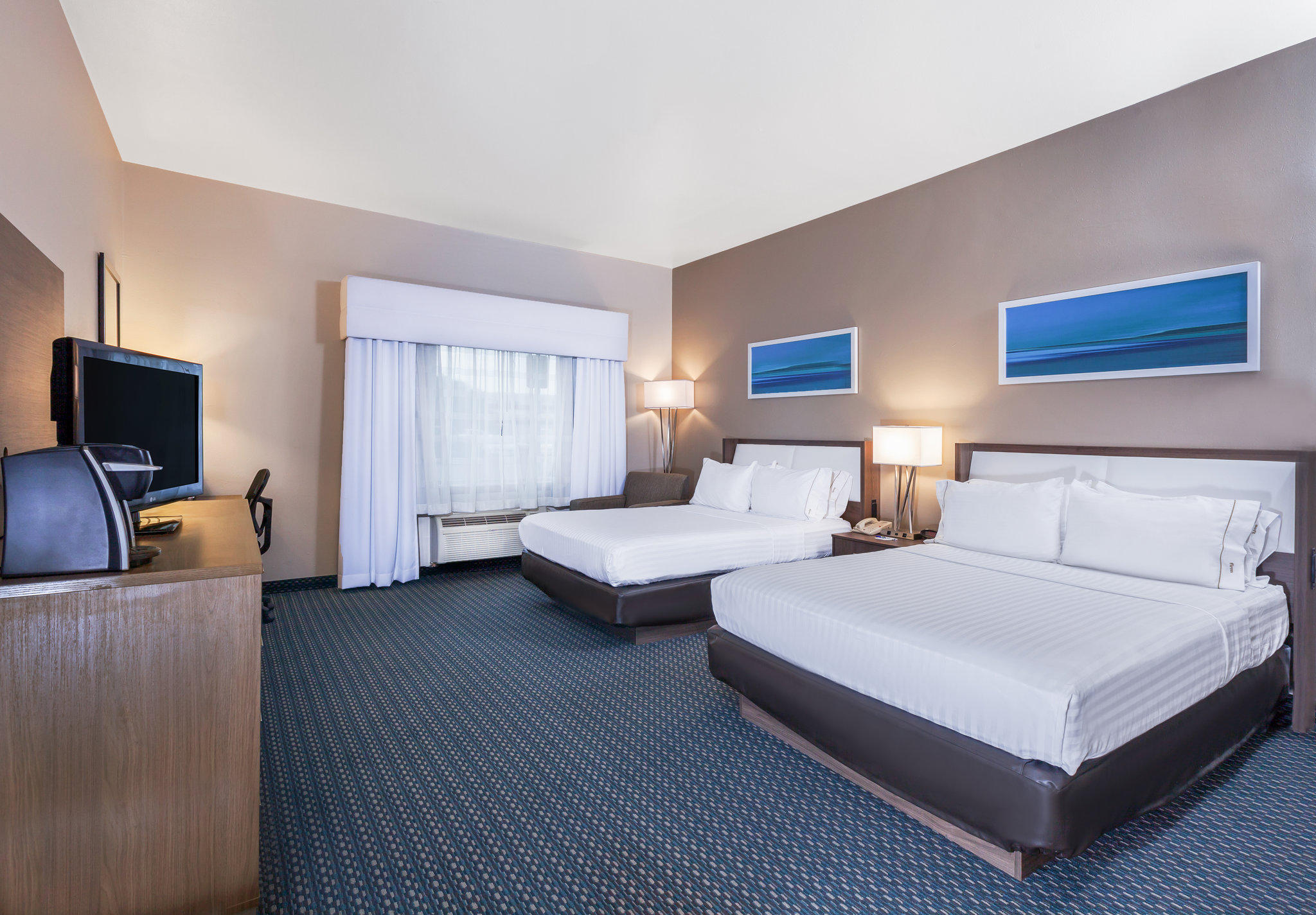 Holiday Inn Express & Suites Pharr Photo