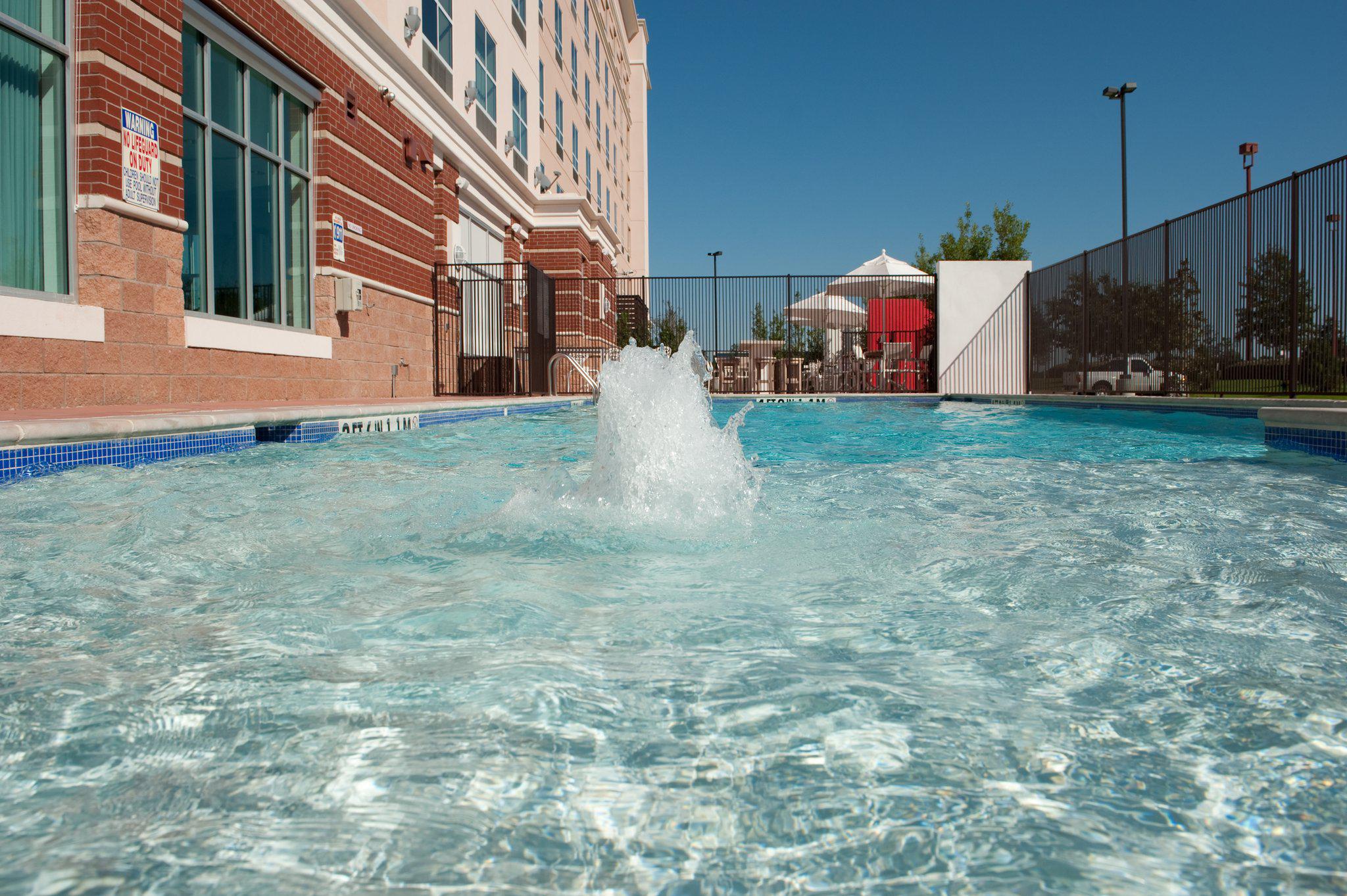 Holiday Inn Dallas-Fort Worth Airport S Photo