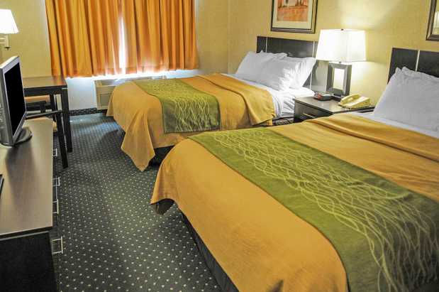 Images Comfort Inn & Suites Alameda at Albuquerque Balloon Fiesta Park