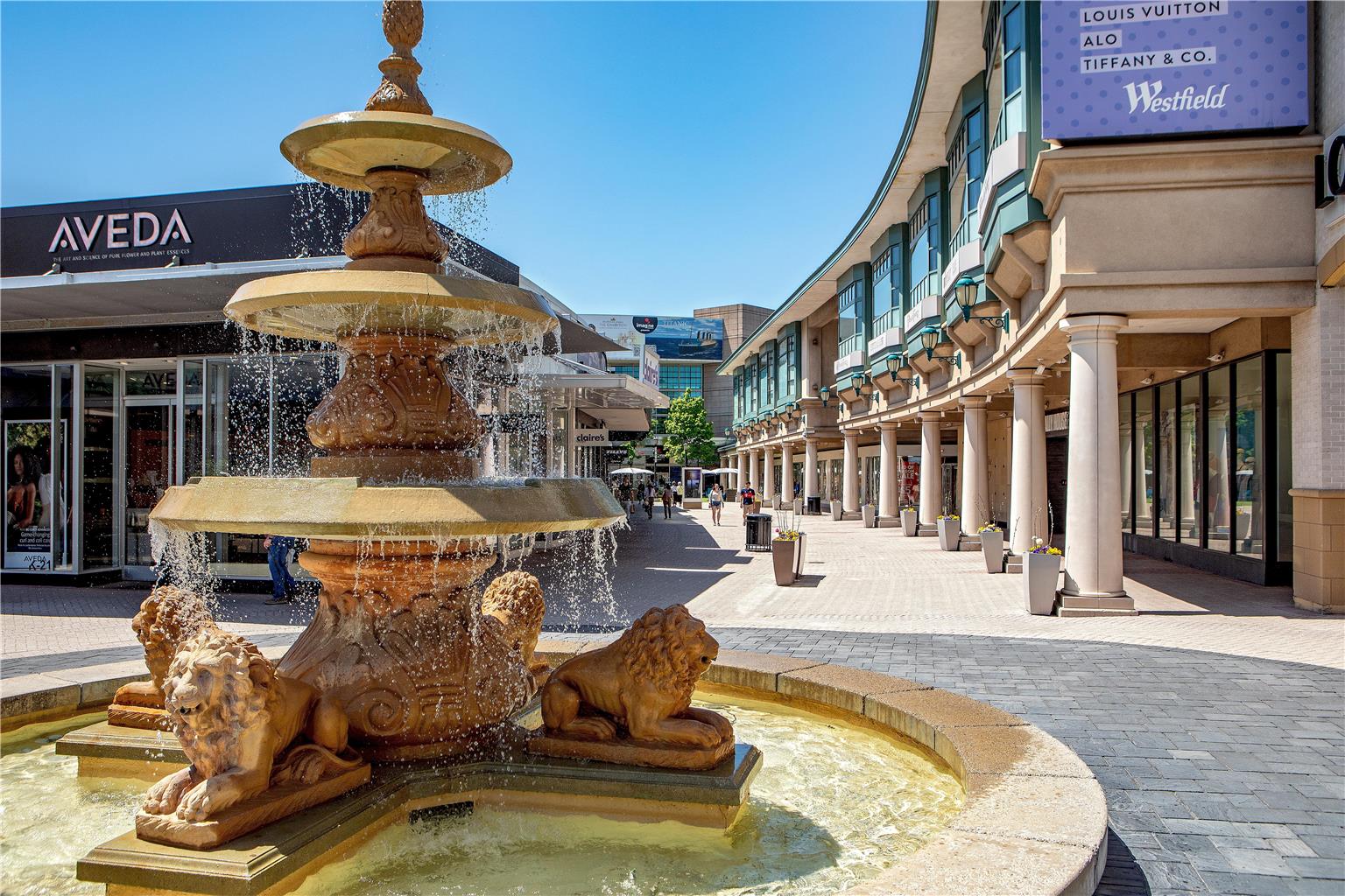 DoubleTree by Hilton Hotel Chicago - North Shore Conference Center Image