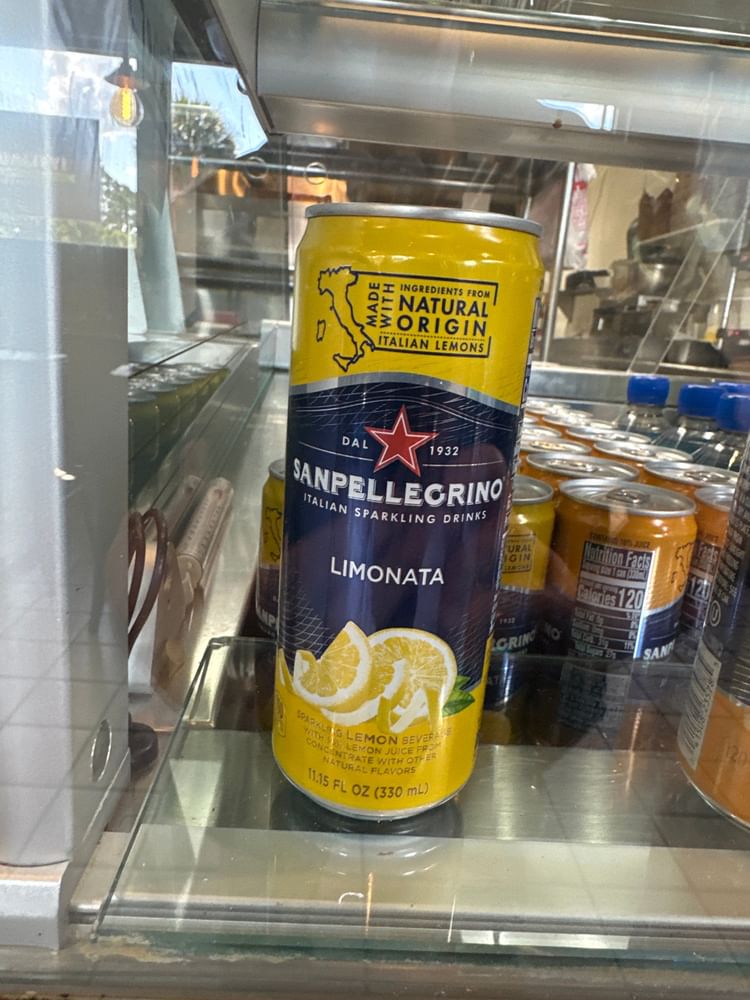 SanPellegrino Sparkling Lemon
