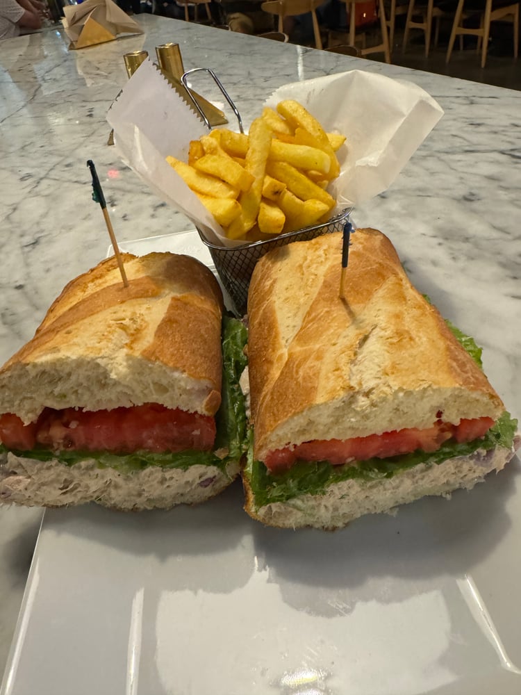 Tuna Sandwich