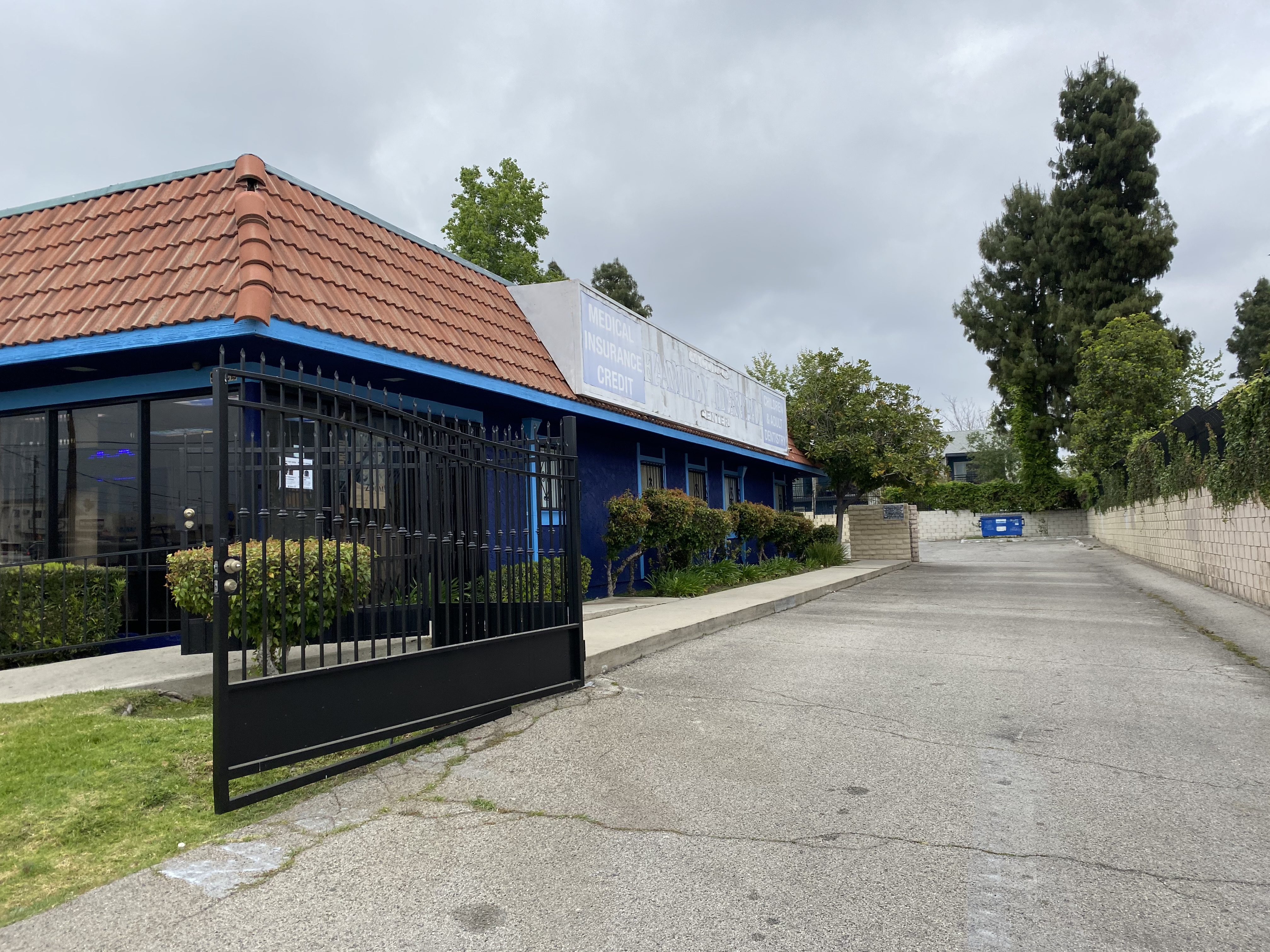 Pacoima Dental Center Image