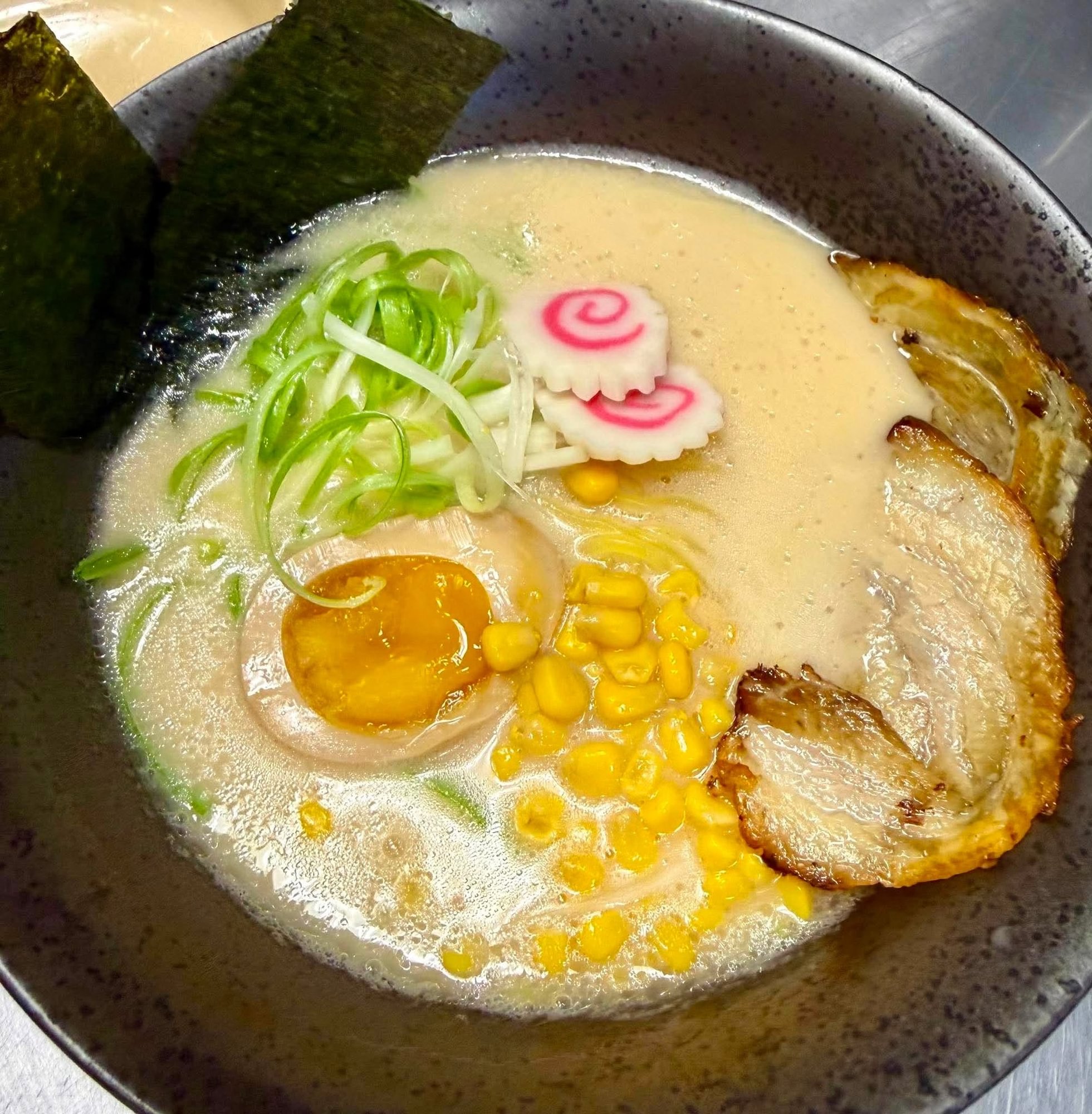 CREAMY TONKATSU RAMEN