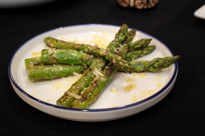 GRILLED ASPARAGUS