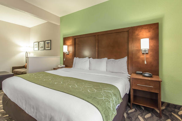 Images Comfort Suites