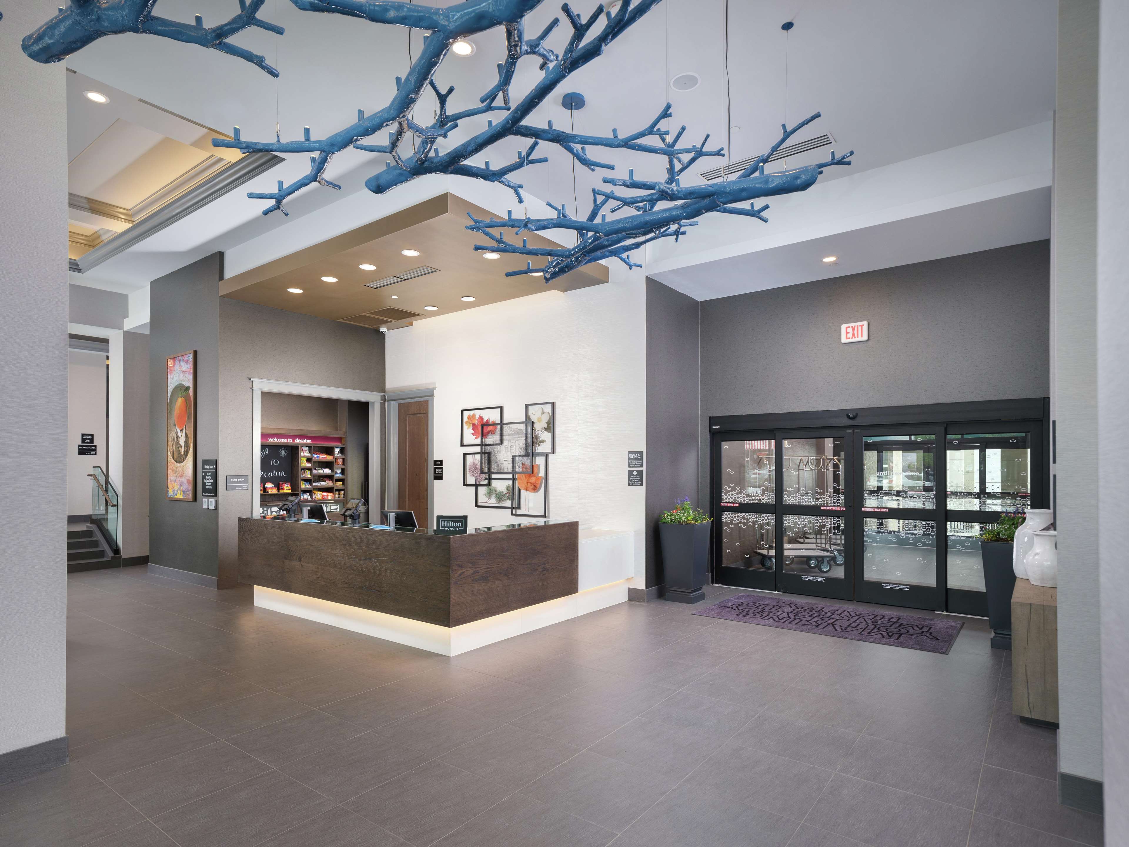 Hampton Inn & Suites Atlanta Decatur/Emory Photo