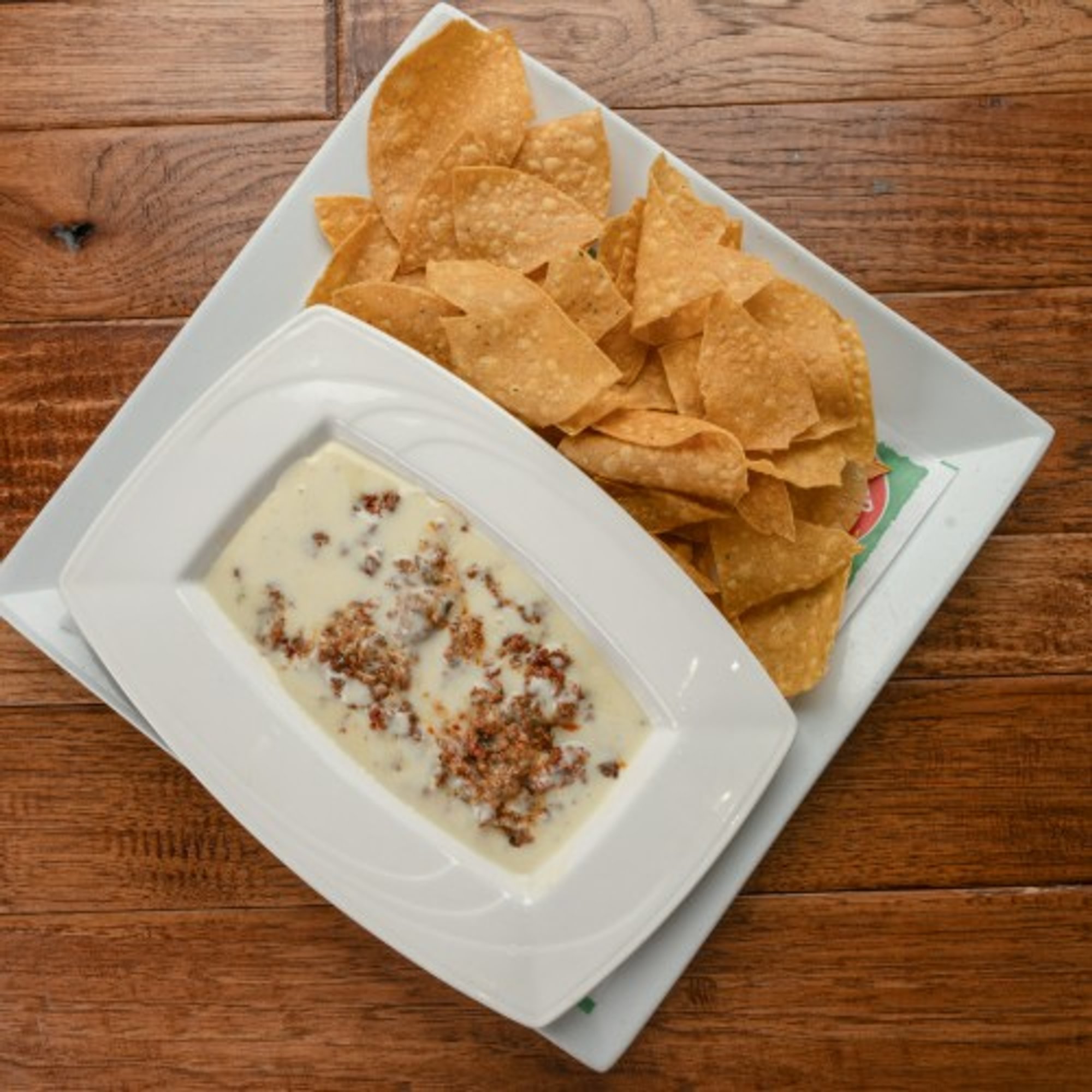 82. Queso Fundido Con Chorizo