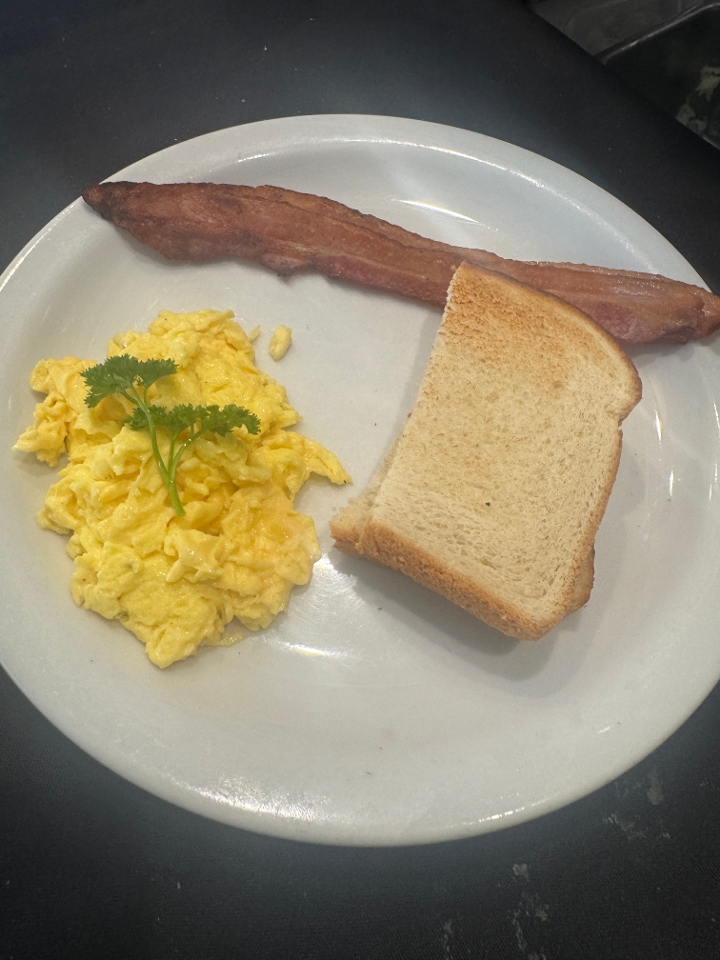 Kids Eggs & Bacon