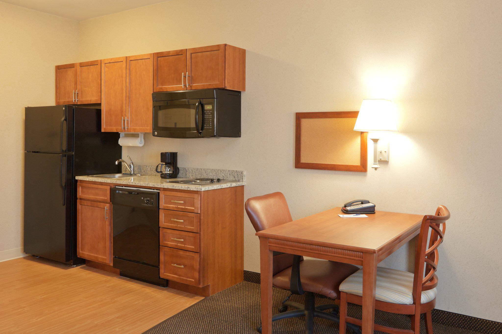 Candlewood Suites Enterprise Photo