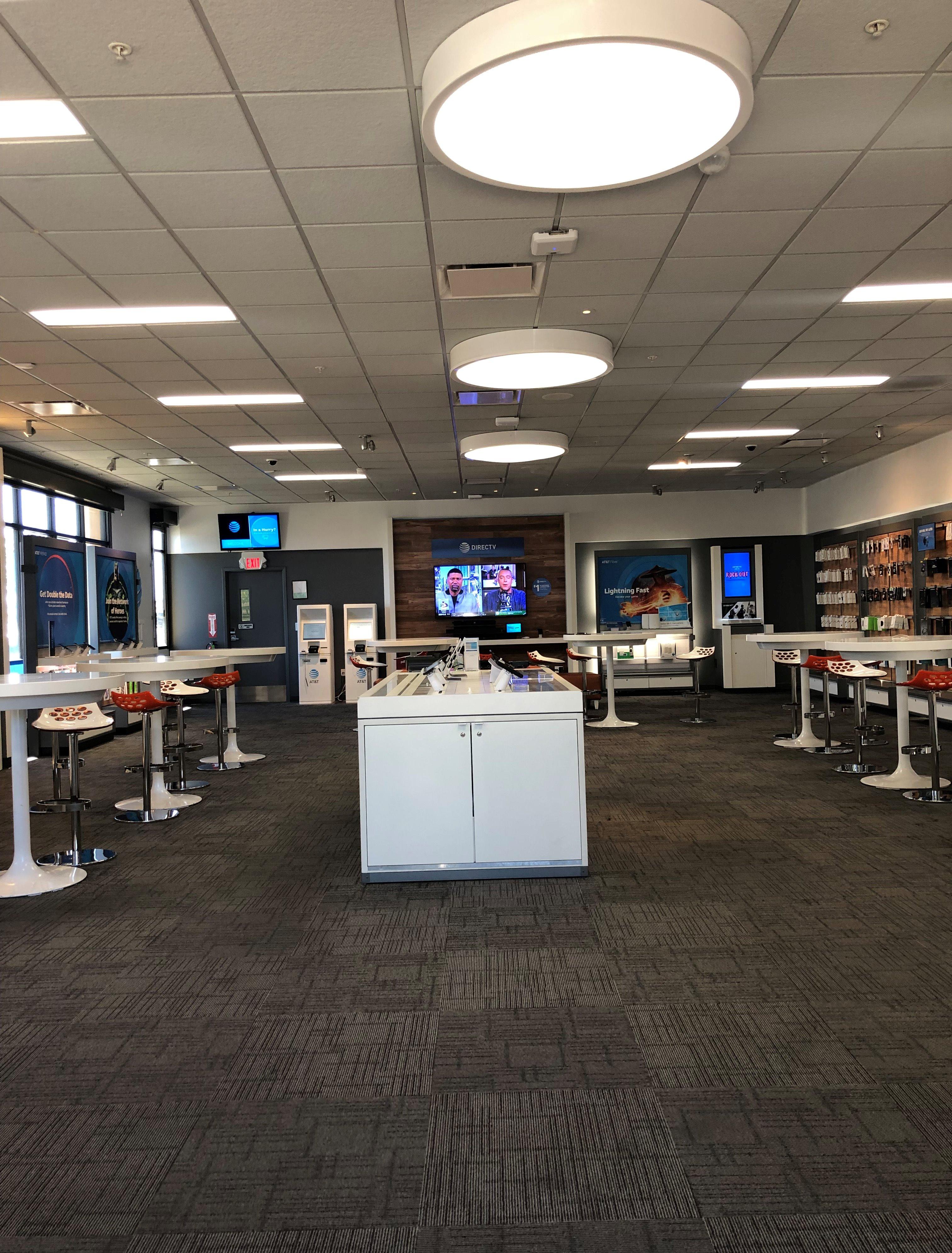 AT&T Store Photo