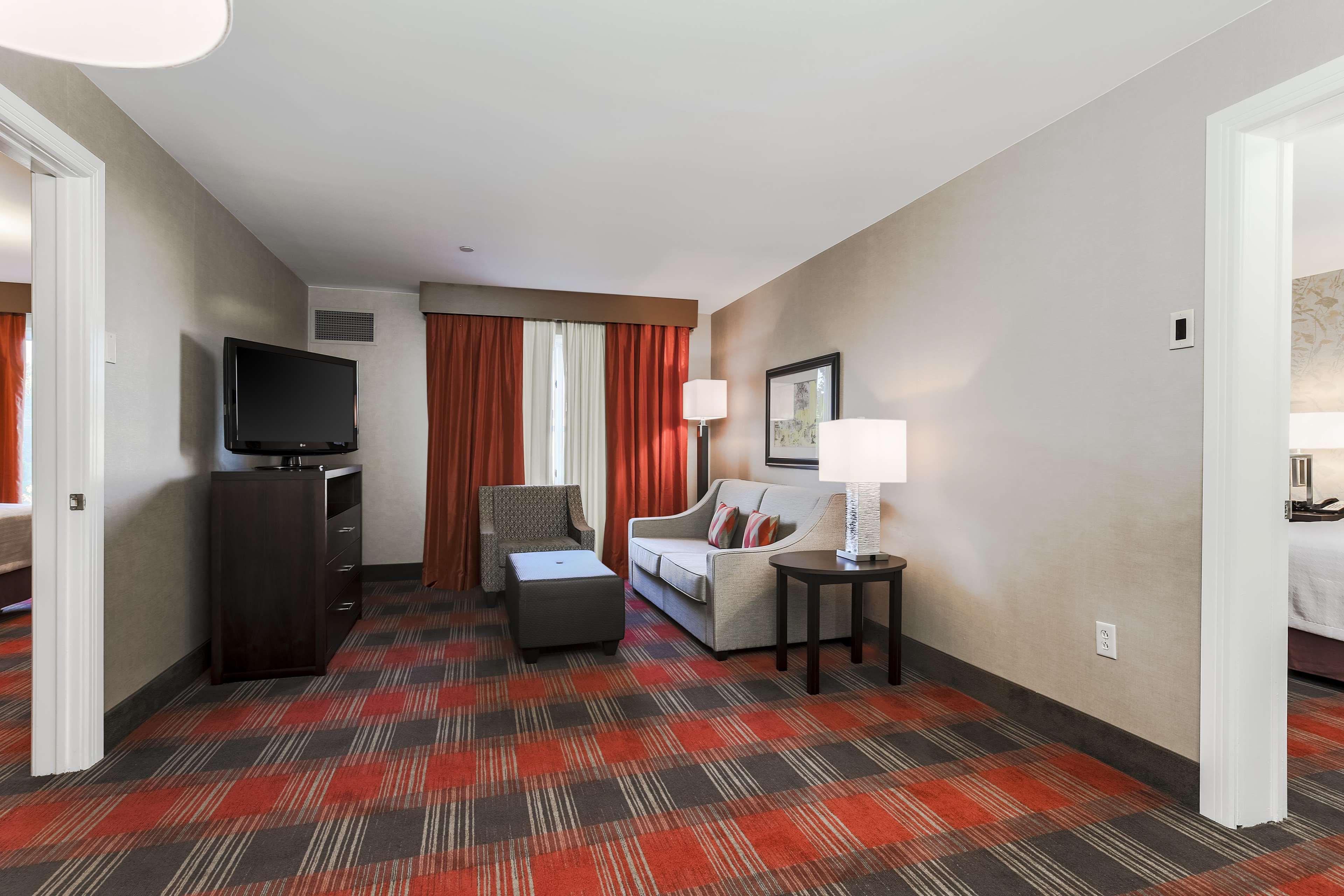 Homewood Suites by Hilton Long Island-Melville Photo