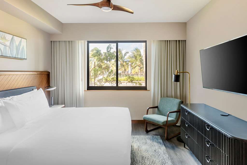 Hilton Grand Vacations Club Maui Bay Villas Image
