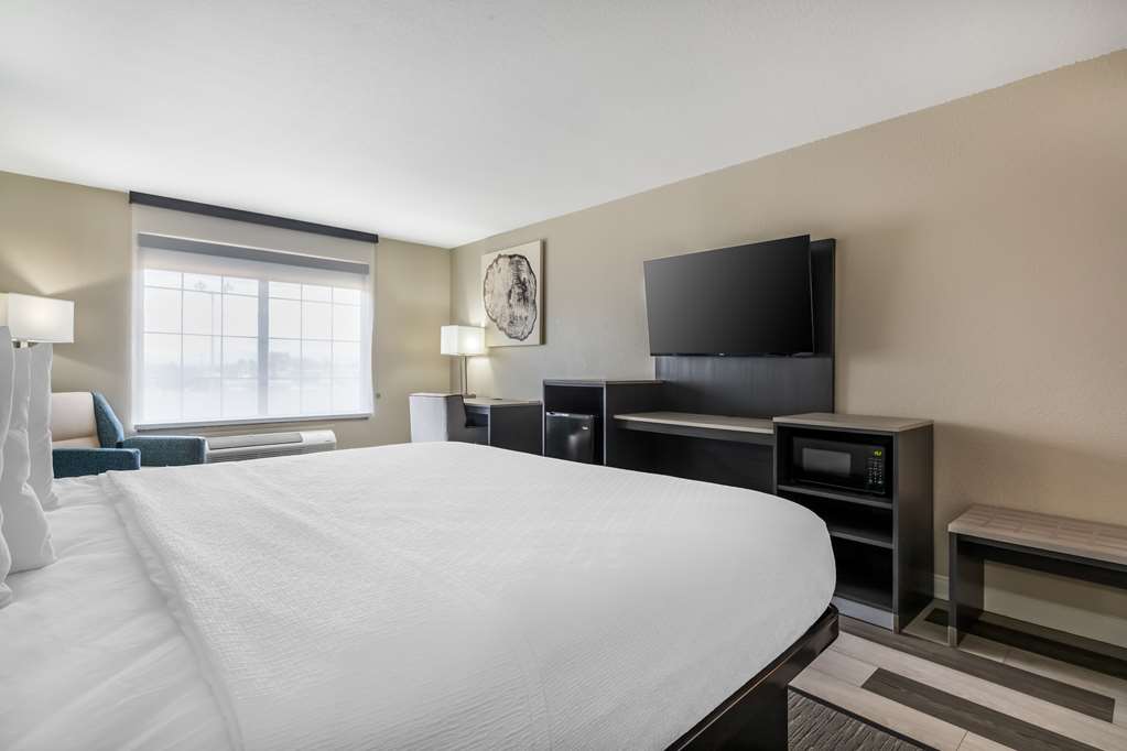 Best Western Prime Inn & Suites Image