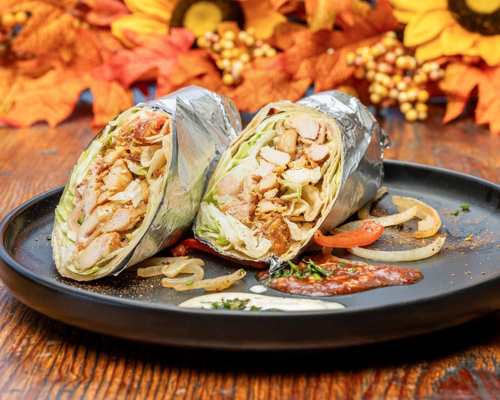 Wrap (protein + lettuce + cucumber + tomato and tzatziki sauce)