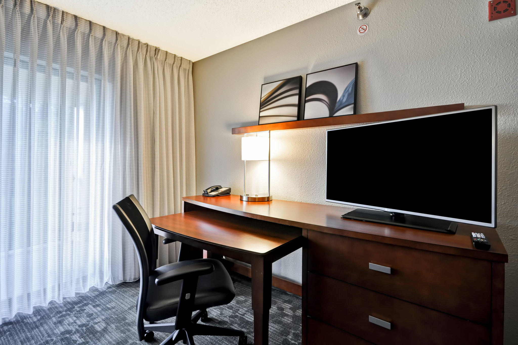 Courtyard by Marriott Jacksonville Airport Northeast Photo