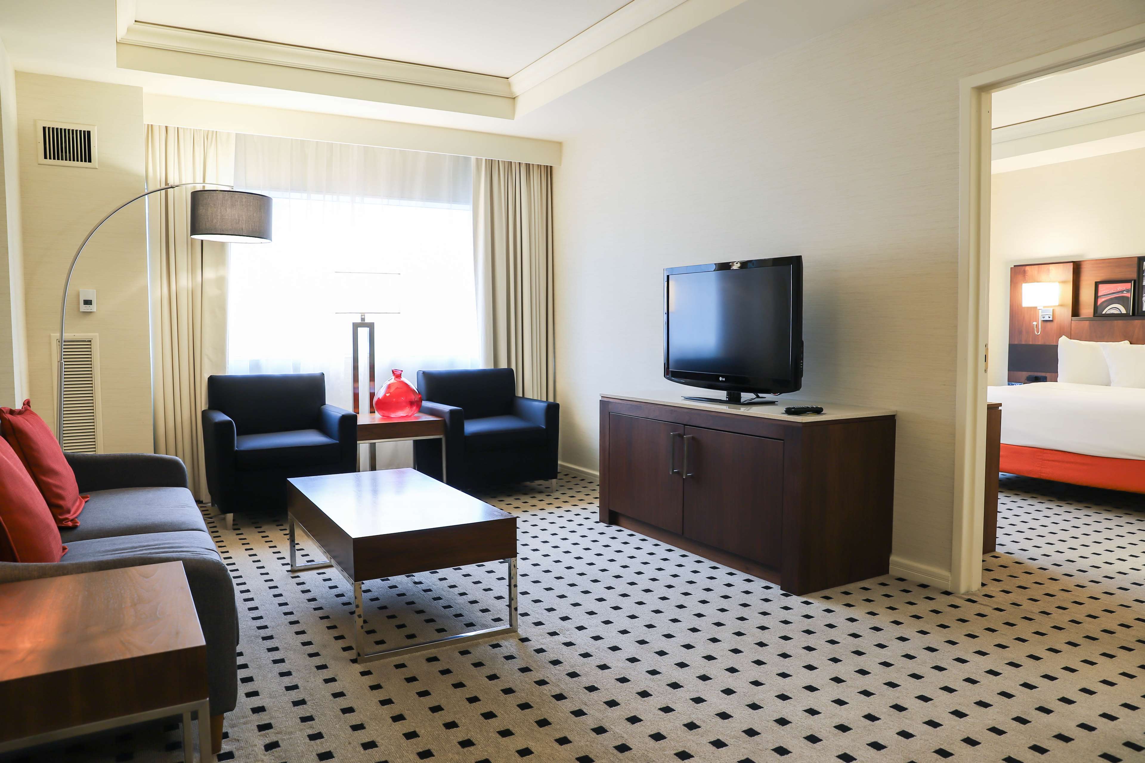 Concierge Level-1 Bedroom Suite