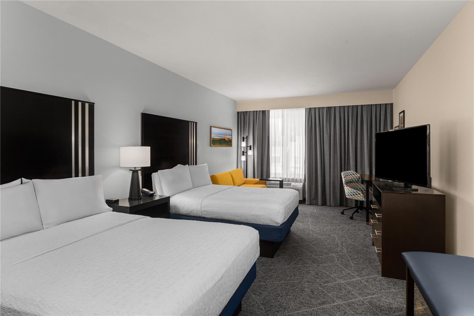 Hampton Inn & Suites Mountain View Image