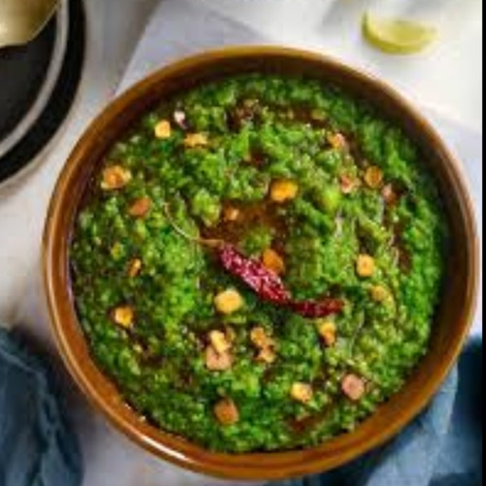 Lassoni Palak (Comes With Rice)