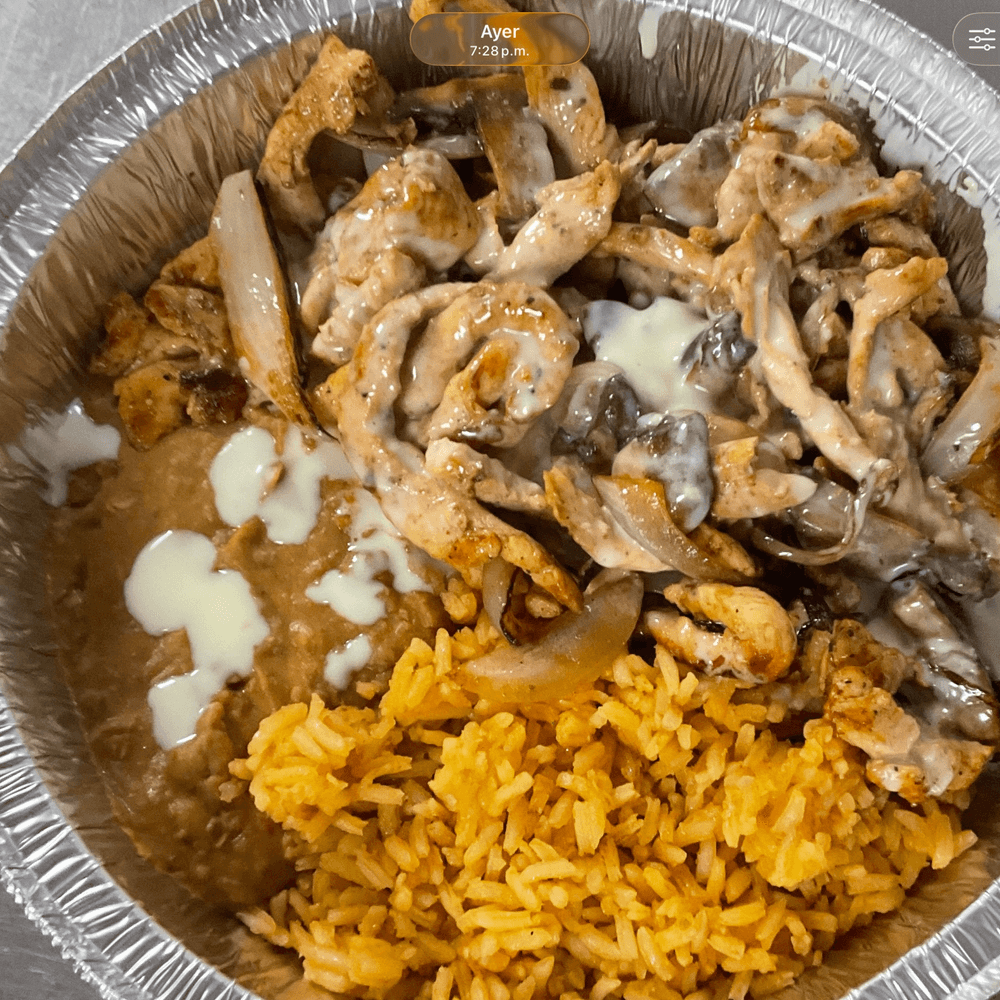 Arroz con Pollo