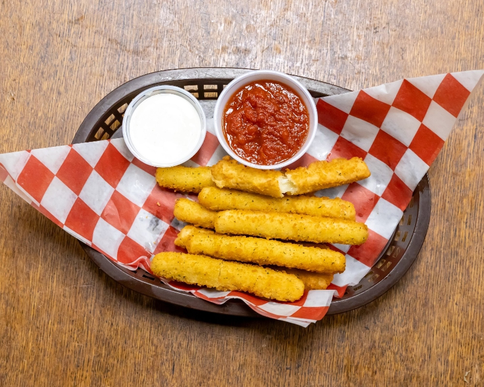 BREADED CHEESE STICKS