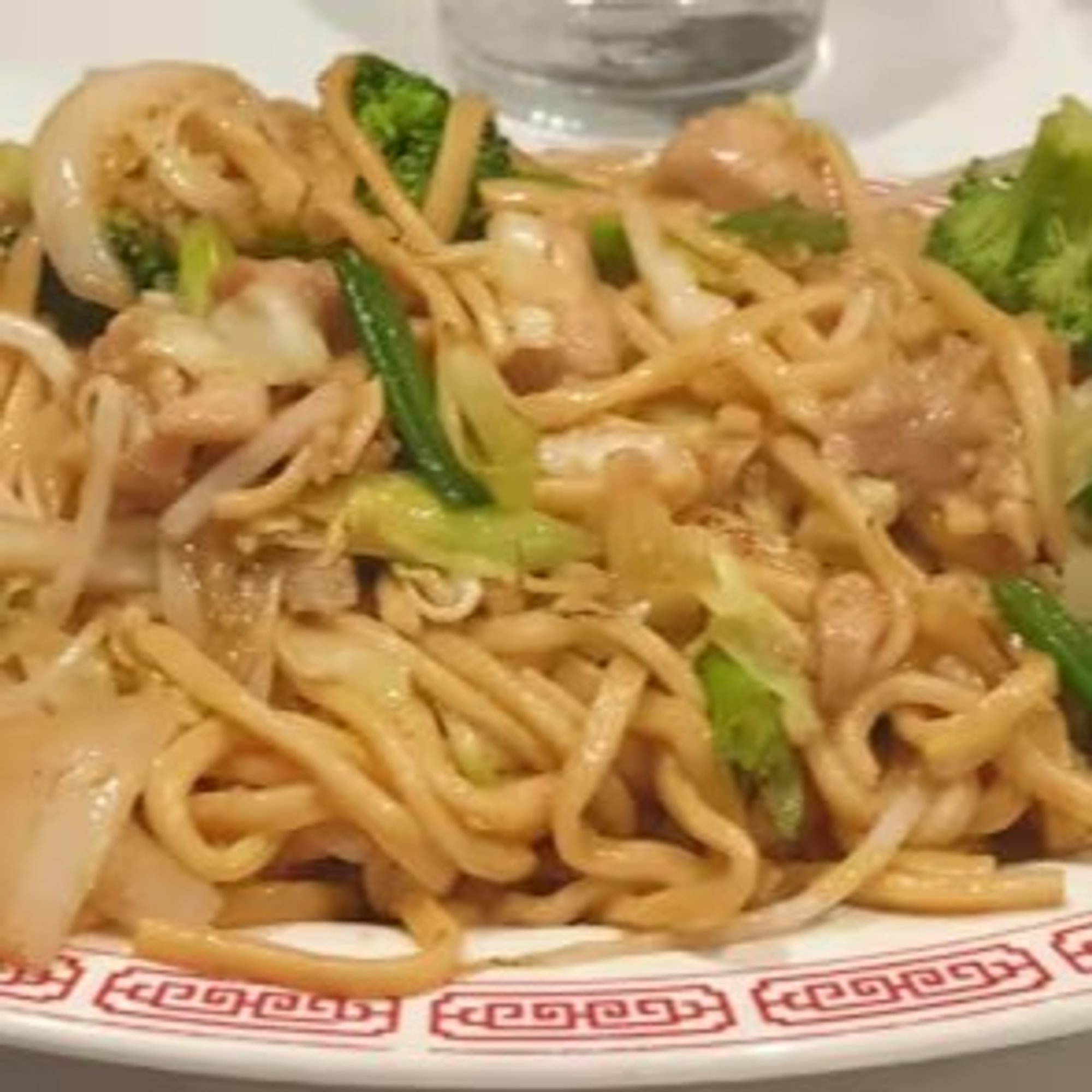 Chicken Chow Mein / 雞炒麵