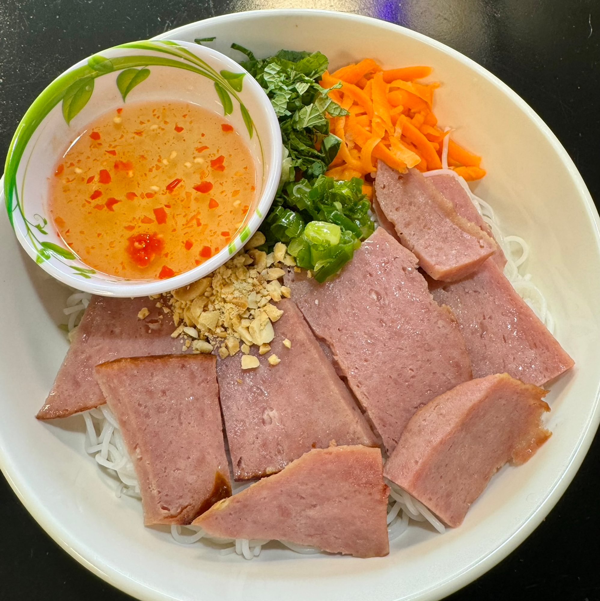 26C. Bún Nem Nướng (Ground Pork Sausage)