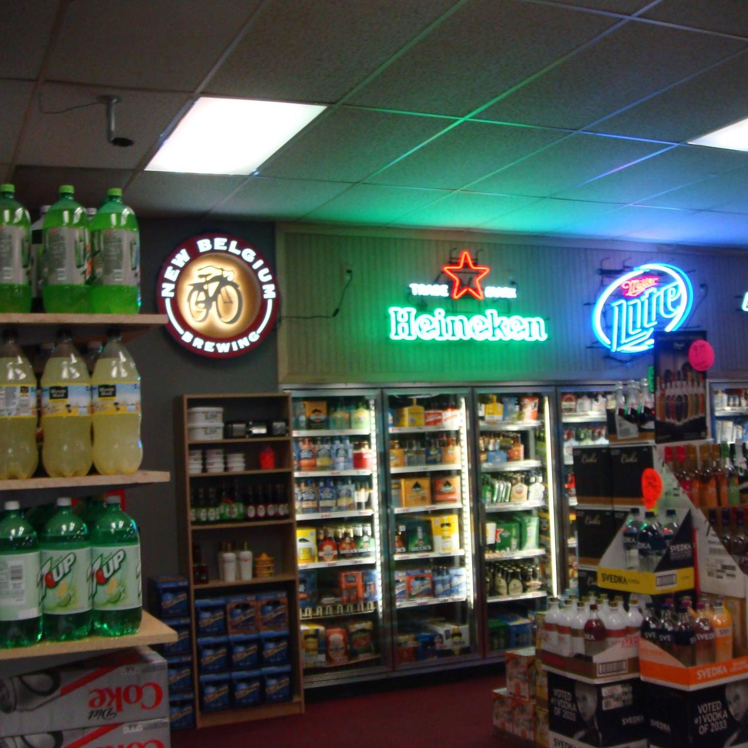 COON RAPIDS LIQUOR Logo