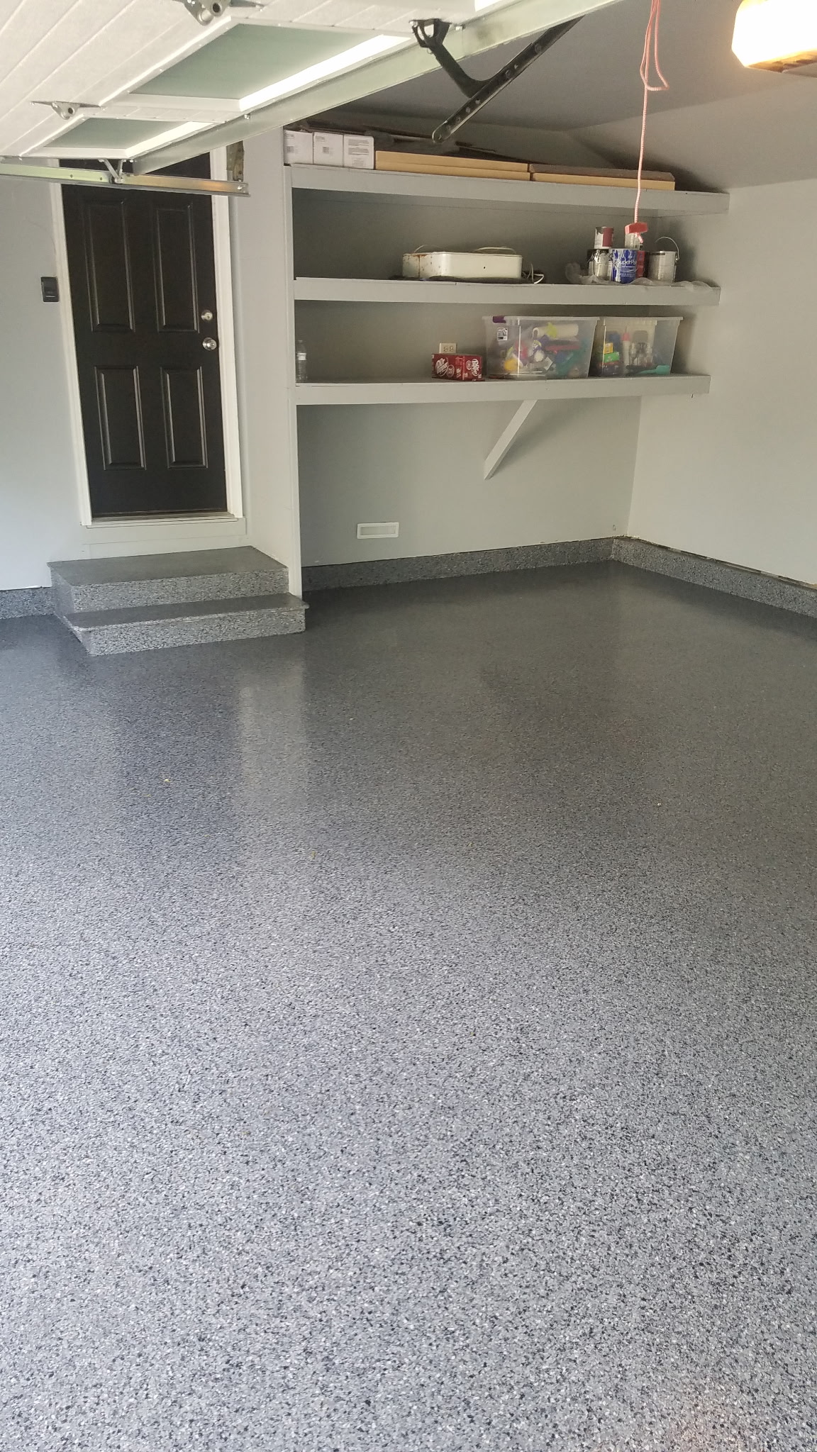 Dallia Floor & Wall Co. Image