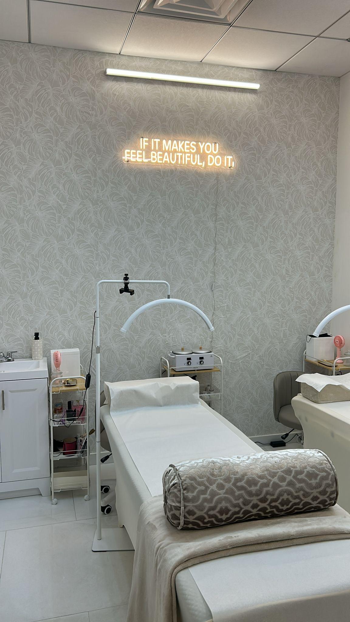 The Lash Art by Angie Image