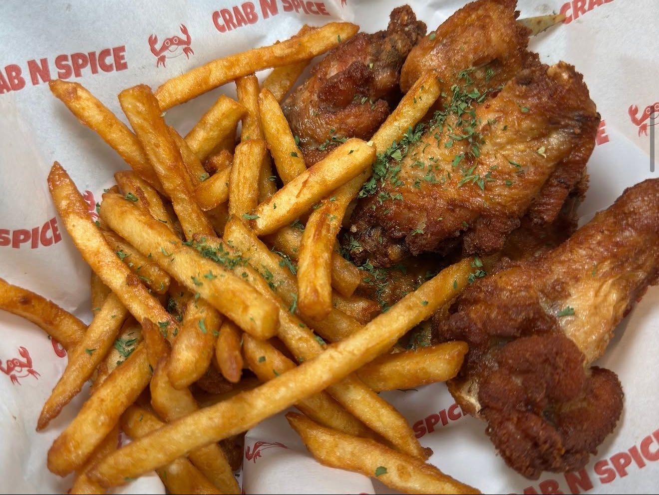6pcs Lemon Pepper Wing W/ Fries