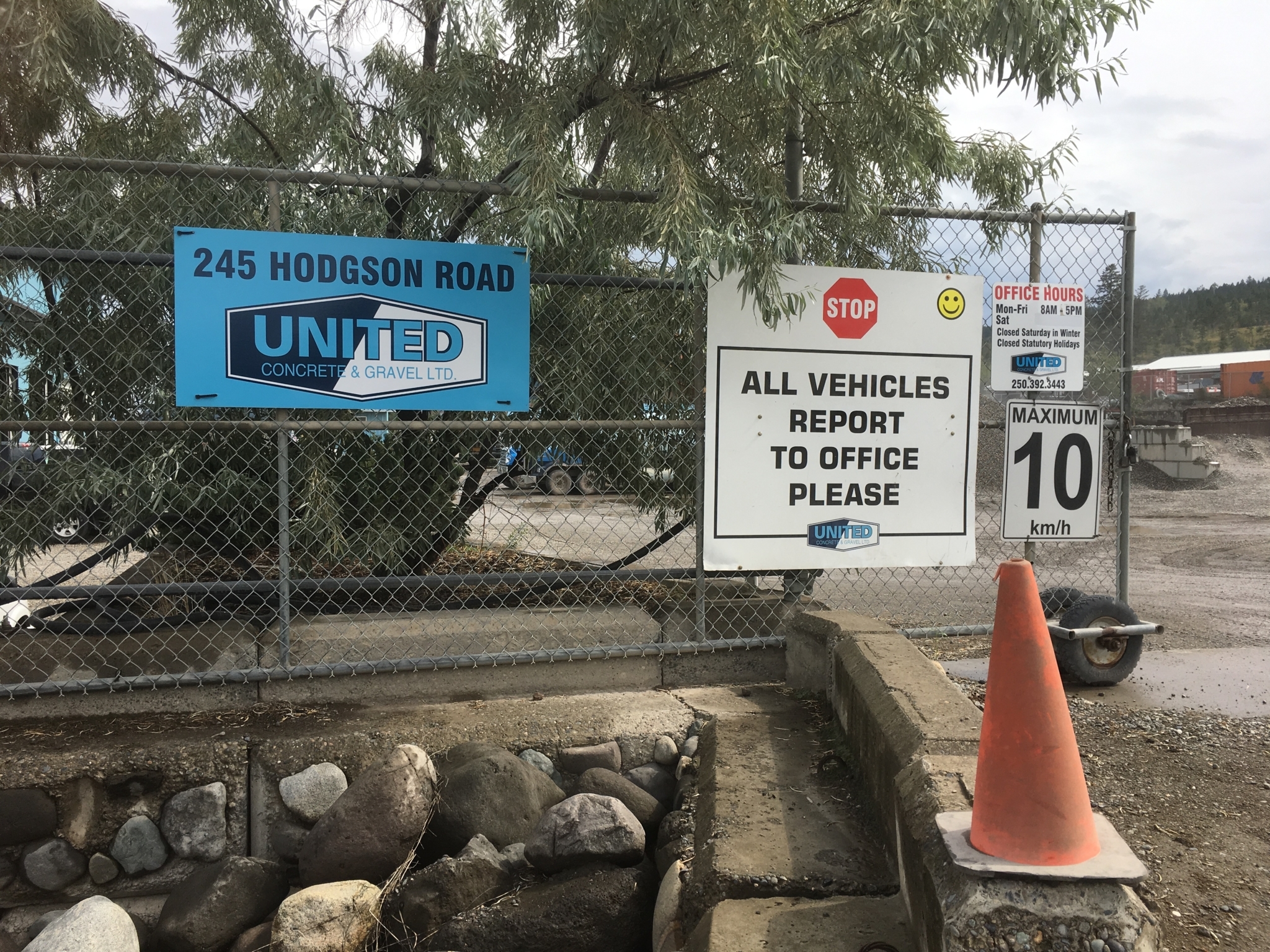 Images United Concrete & Gravel Ltd