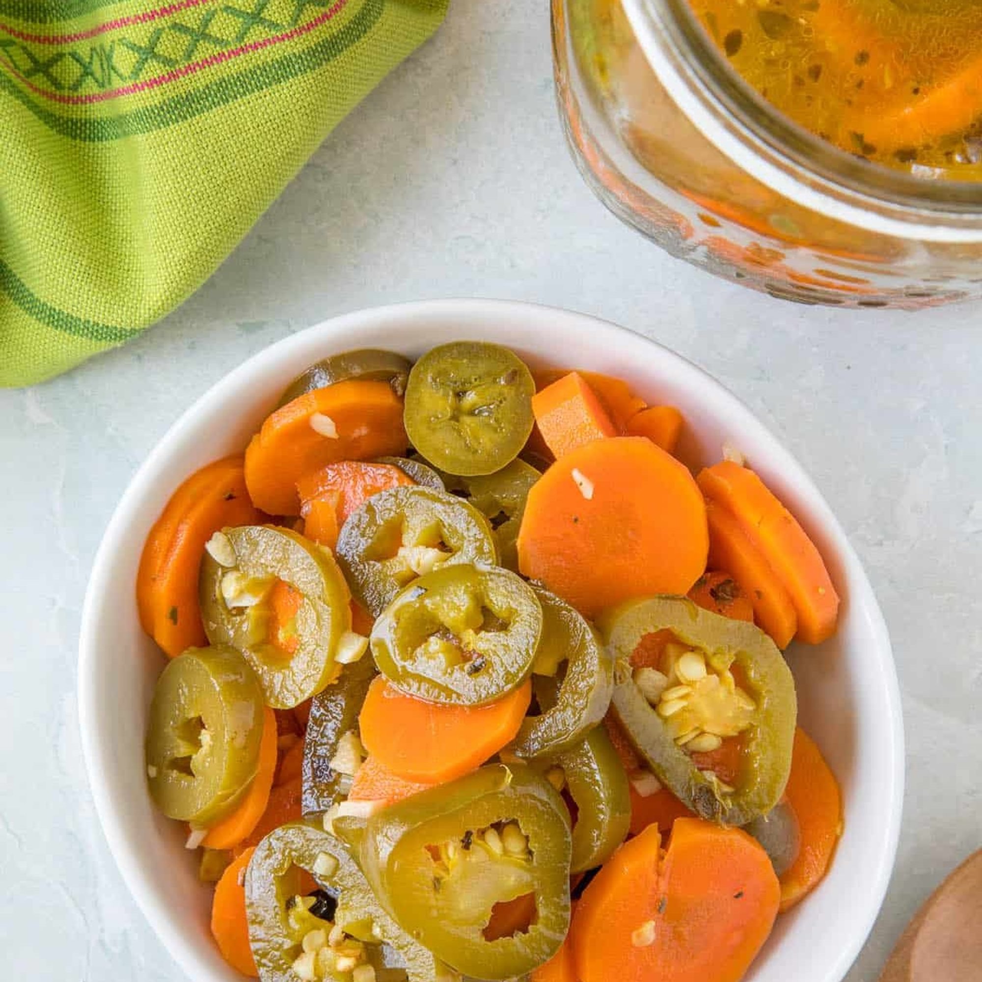 12 oz Mexican Pickel carrots (zanahorias en escabeche)