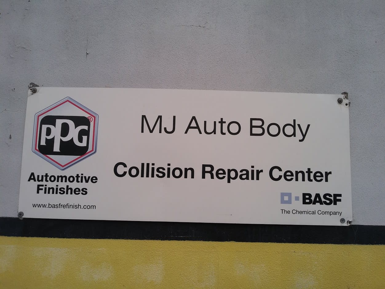 MJ Auto Body & Repair Photo