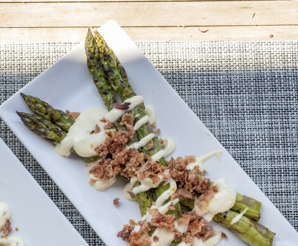 Chilled Asaparagus & Lemon Aioli