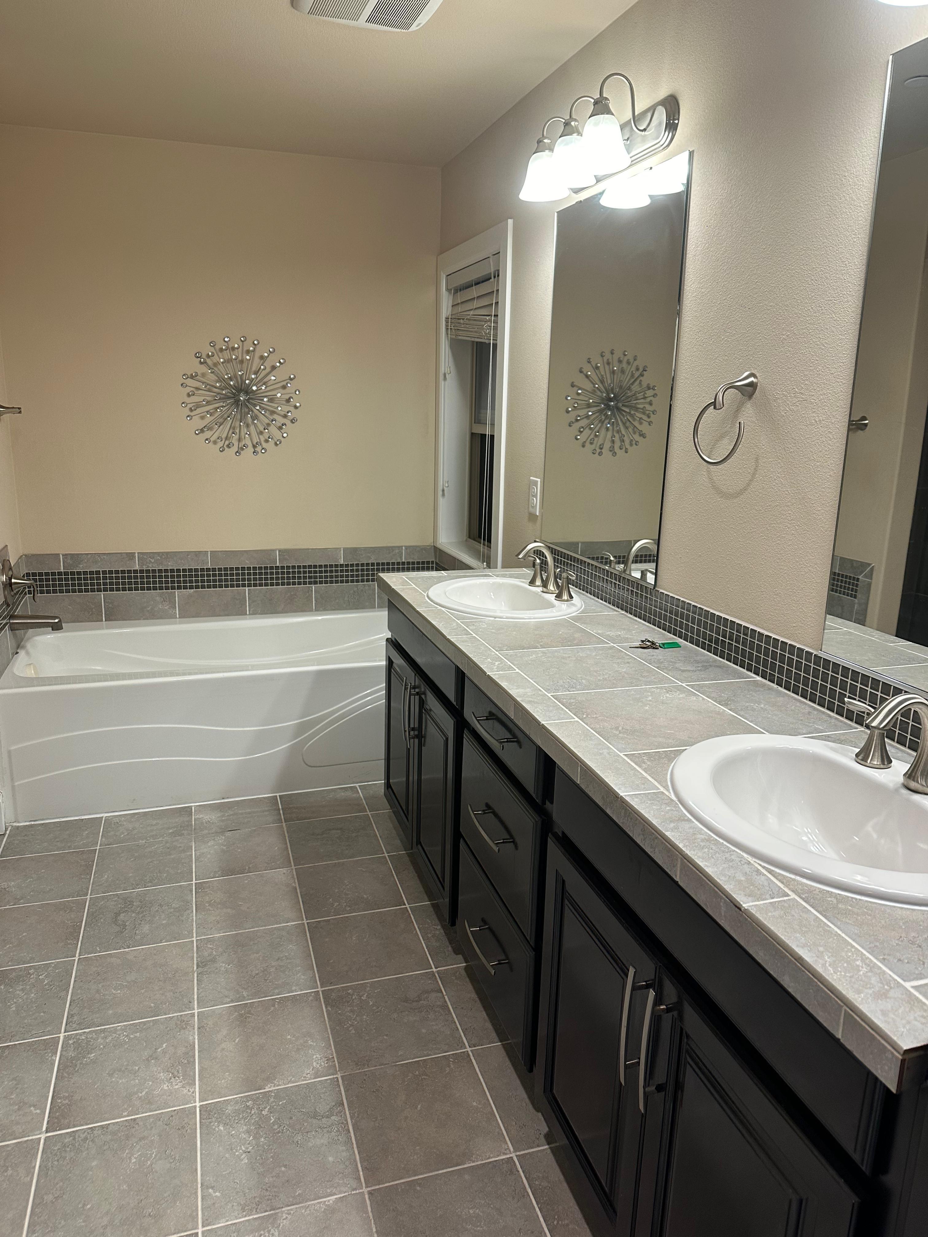 House Cleaning Seattle Image