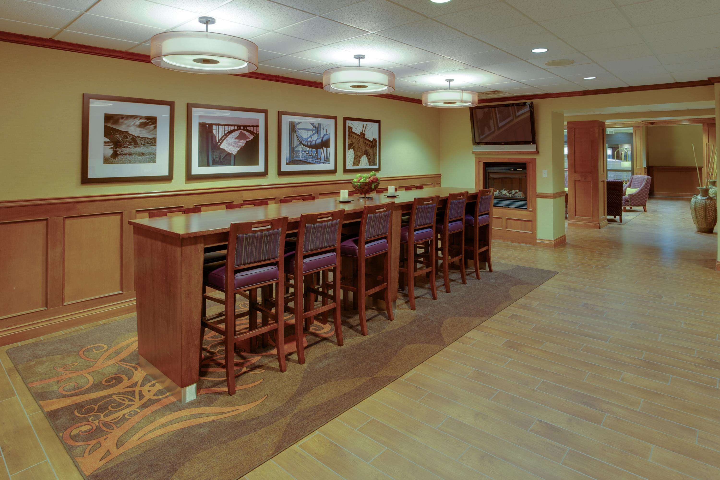 Hampton Inn Bordentown Photo