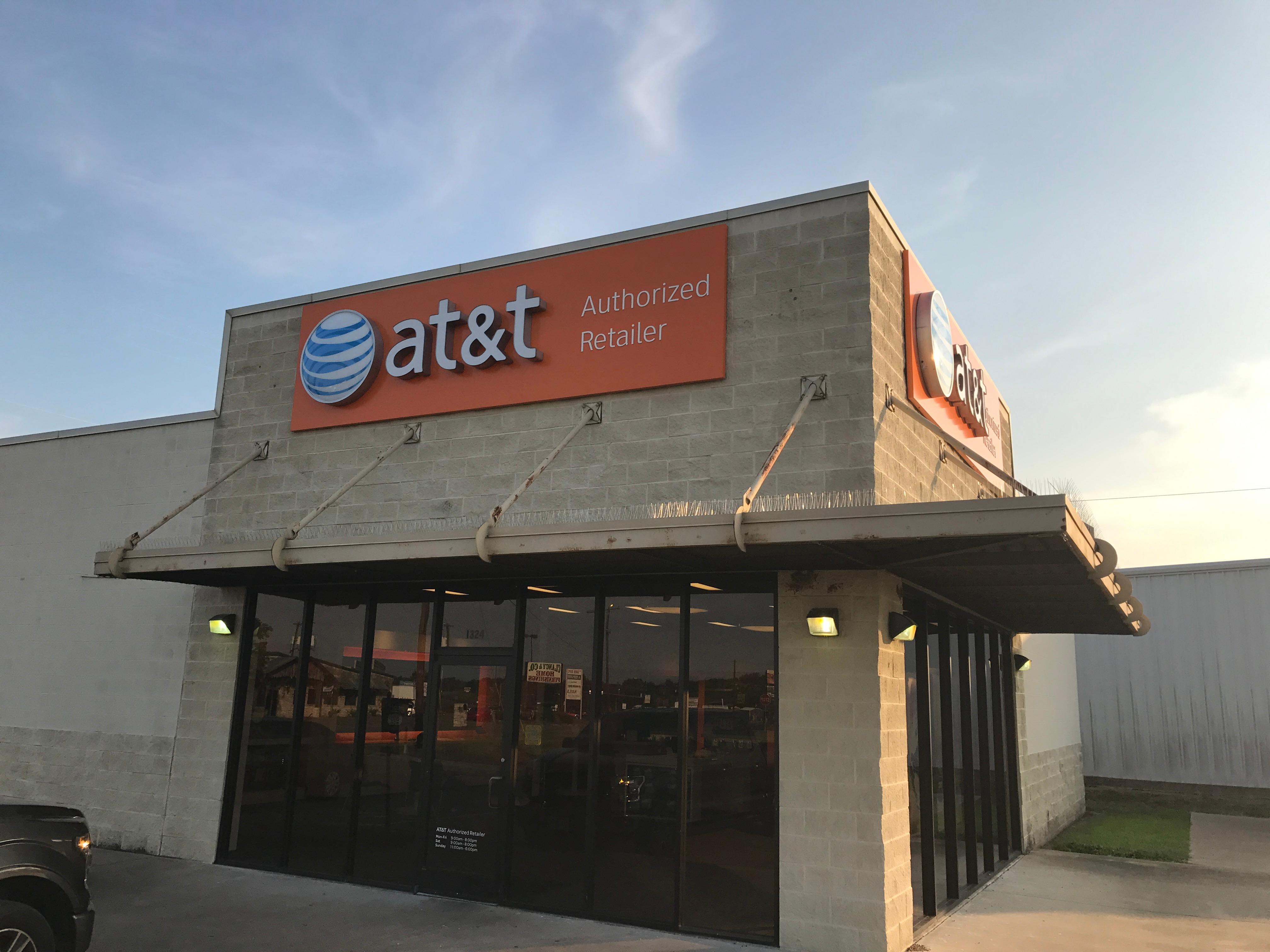 AT&T Store Photo