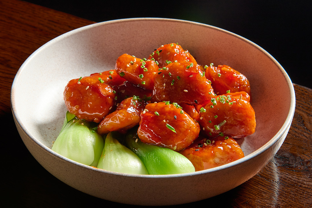 CRISPY ORANGE CHICKEN