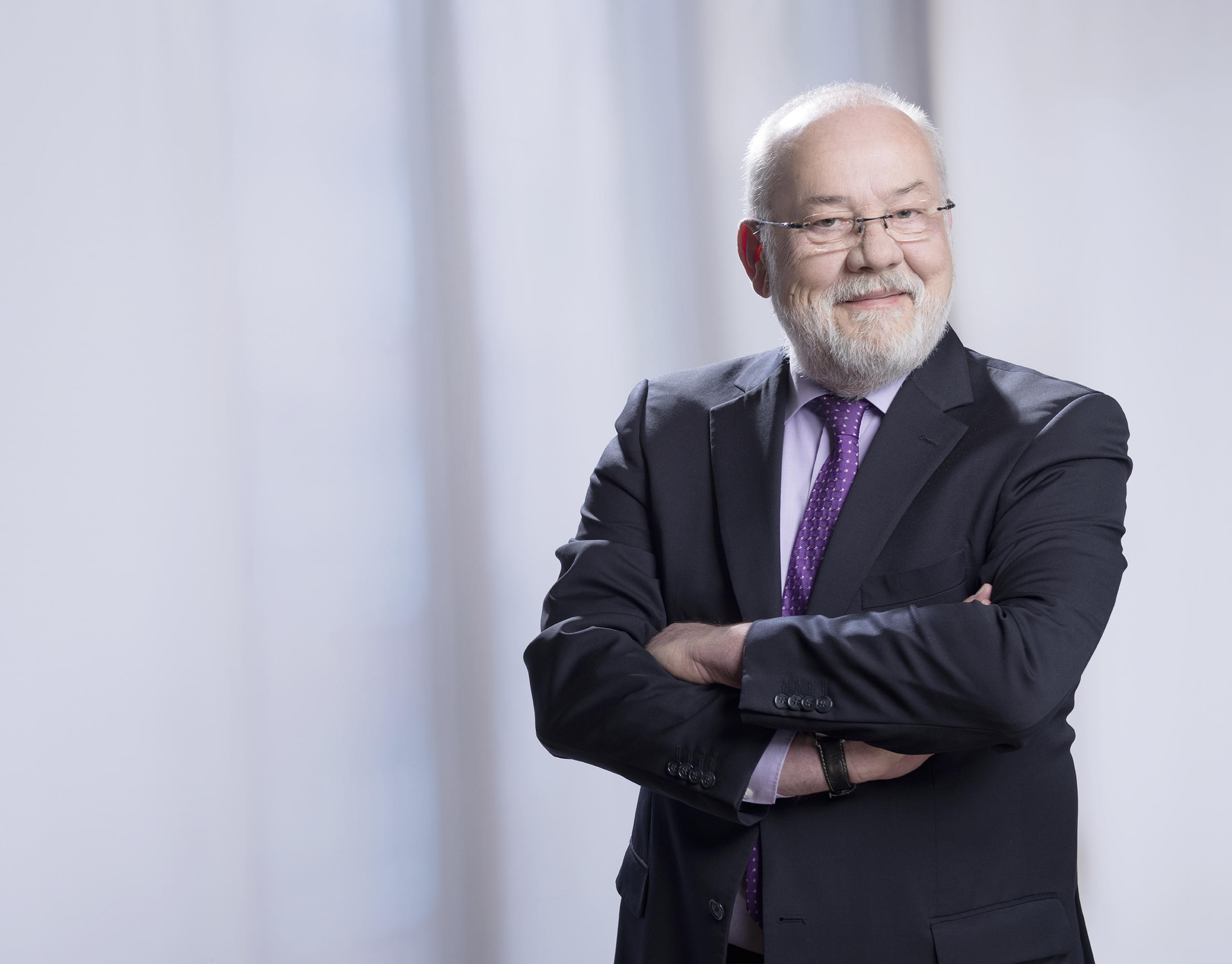 Bilder Barmenia Versicherung - Bernd Bertenburg