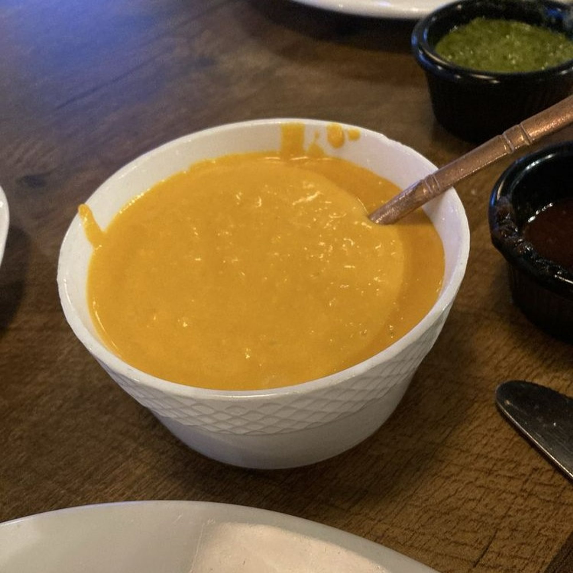 Garlic hummus