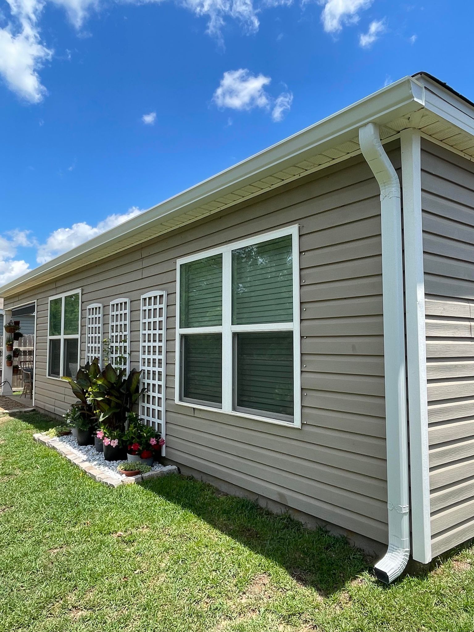 Southern Gutters LLC Image