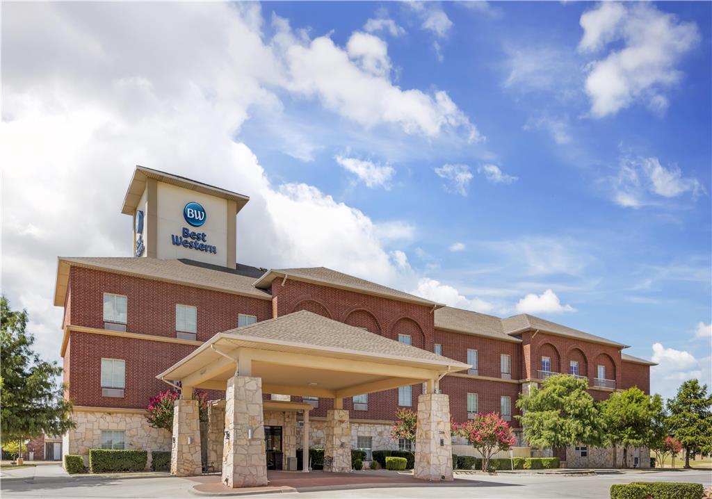 Best Western Red River Inn & Suites Image