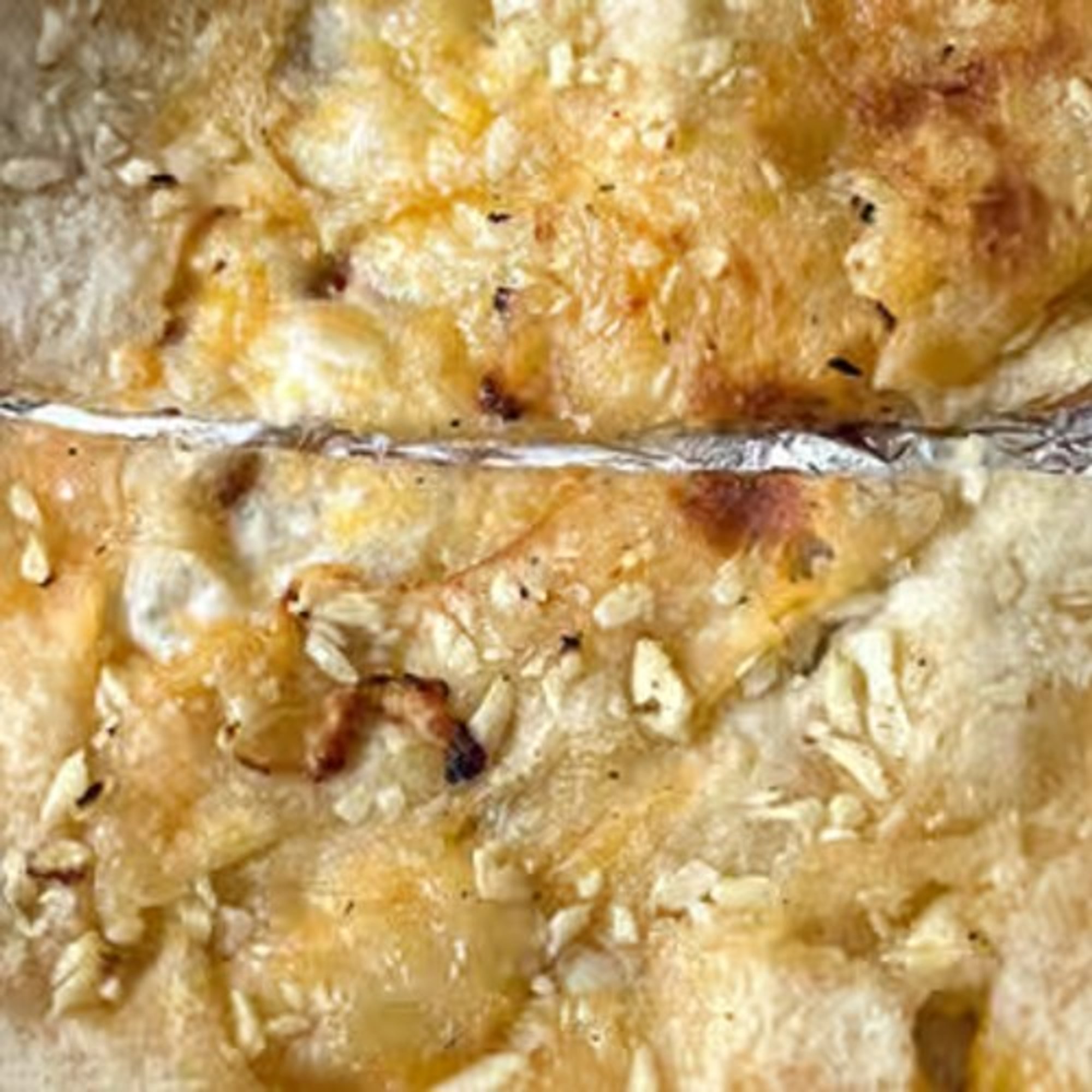 118. Cheese Garlic Naan