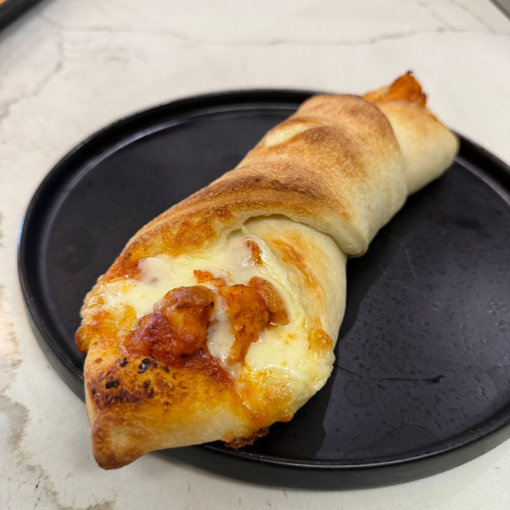 Buffalo Chicken Roll