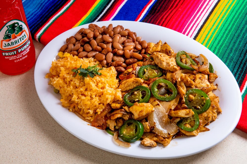 Pollo a La Mexicana