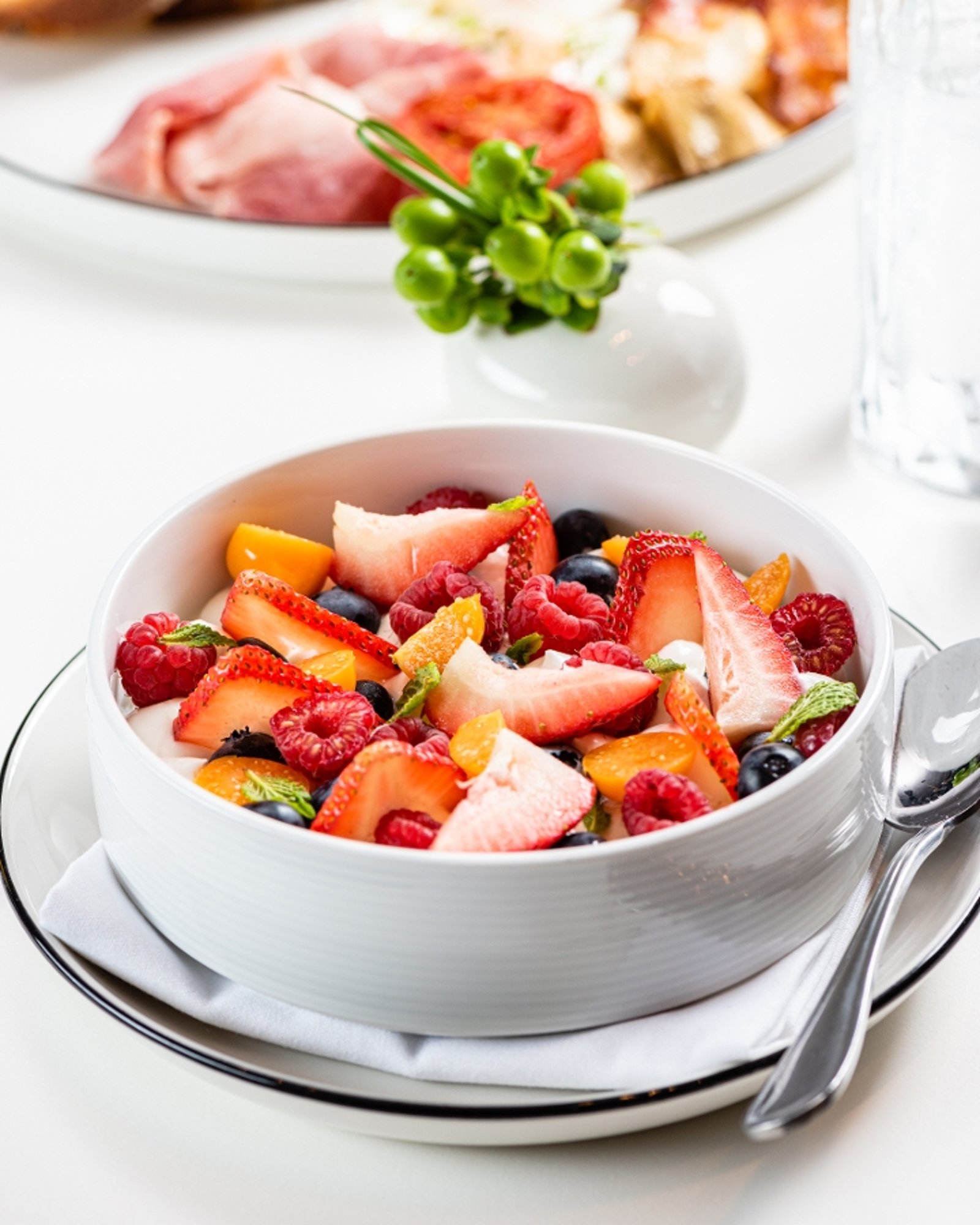Greek Yogurt & Berries